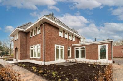 Woning De Ruyterstraat 1G Huizen