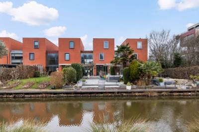 Woning Burg Van Heugtenlaan 55 Nieuwerkerk aan den IJssel