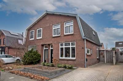 Woning Azelosestraat 64 Borne