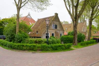 Woning Burgemeester Waldastraat 14 Nes (Gem. Ameland)