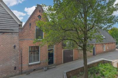 Woning Klaas Listinghsteeg 7 Weesp