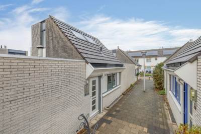 Woning Saarhof 23 Spijkenisse