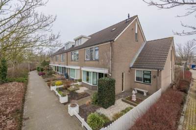 Woning Henriette Roland Holstlaan 23 Lisse