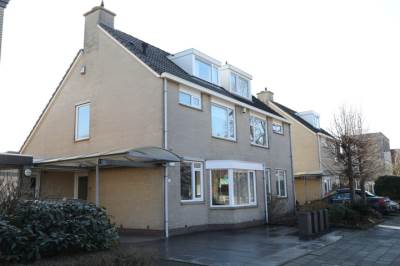 Woning Waarschapsstraat 1C Weesp