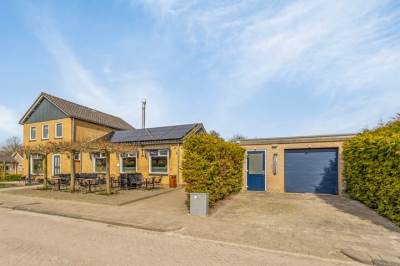 Woning Professor J. C. Dorststraat 2 St.-Jacobiparochie