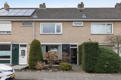 Woning Aart van der Leeuwstraat 11 Hengelo (OV)