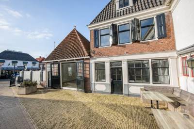 Woning Kerkstraat 9 Makkum