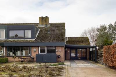 Woning Pieter van Oldenborghlaan 23 Willemstad