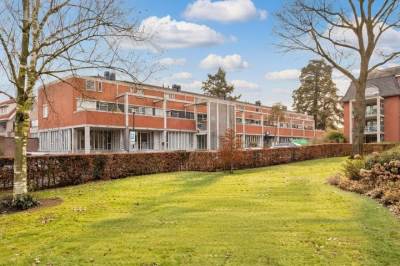 Woning Pastoor Hendrikspark 52 Laren (NH)