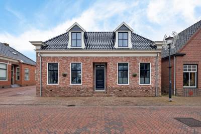 Woning Grachtstraat 9 Middelstum
