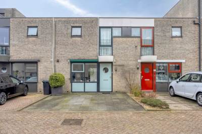 Woning Karibastraat 11 Delft
