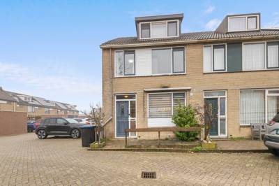 Woning Baarsveen 128 Spijkenisse