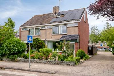 Woning Sterrenlaan 37 Puttershoek