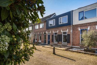 Woning Julianastraat 7 Hellevoetsluis