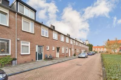 Woning Eduard Jacobshof 8 Amsterdam