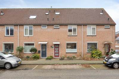 Woning Marketentster 82 Alphen aan den Rijn