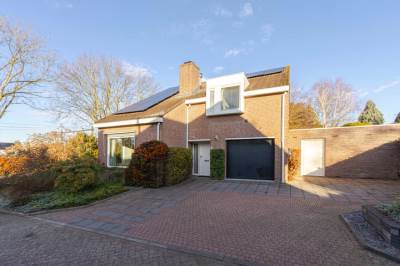 Woning Oranjeplein 1 Bunde