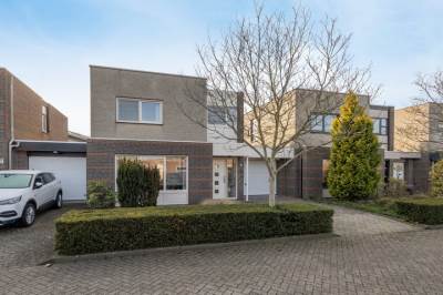 Woning Veldloop 8 Etten-Leur