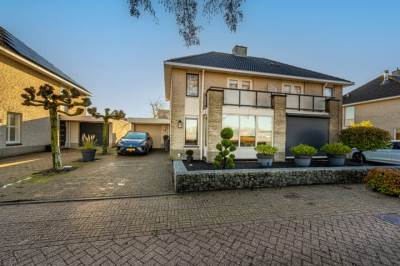 Woning Biezengors 60 Puttershoek