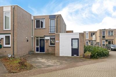 Woning Karveel 449 Lelystad