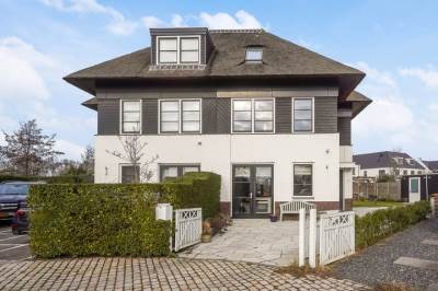 Woning Adriana van Roonlaan 122 Den Haag