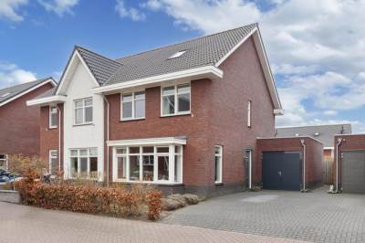 Woning Wethouder Slootstraat 12 Tuk