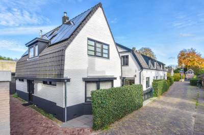 Woning Cornelis Bakkerlaan 36 Laren (NH)