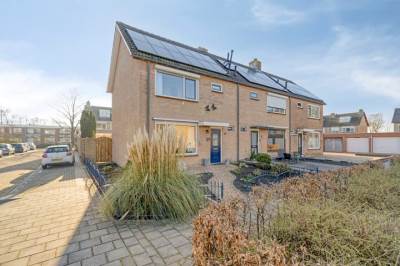 Woning van Nesstraat 18 Dinteloord