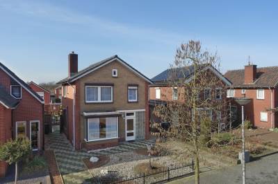 Woning Johan Willem Frisostraat 12 Rijssen