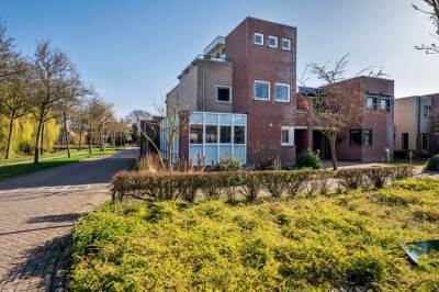 Woning Meidoornlaan 1 Tegelen