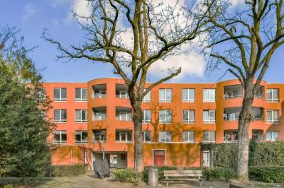 Woning Charlotte Brontéstraat 28 Amsterdam