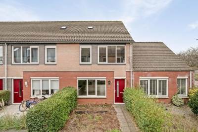 Woning Alexander Adamskistraat 20 Voorschoten