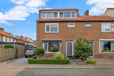 Woning Paulus Potterstraat 2 Hardinxveld-Giessendam
