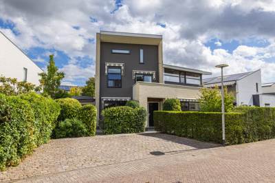 Woning Ammerzoden 28 Hillegom