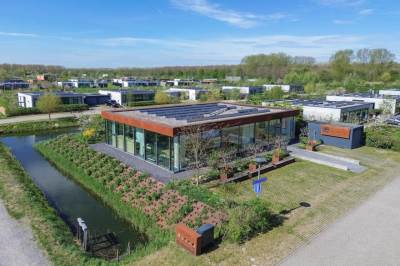 Woning Baron van Keverbergweg 5 Almere