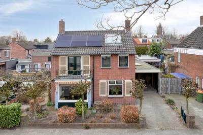 Woning Adriaan Oomenstraat 1 Teteringen