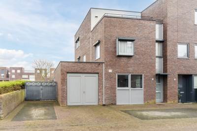 Woning De Terpen 5 Waalwijk