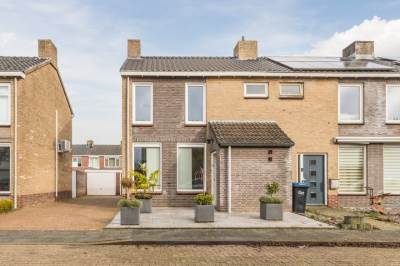 Woning Hubert van Nispenstraat 12 Valkenswaard