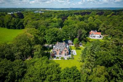 Woning Flevolaan 3 Huizen