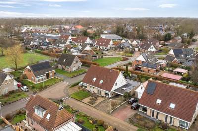 Woning De Oever 8 Opende