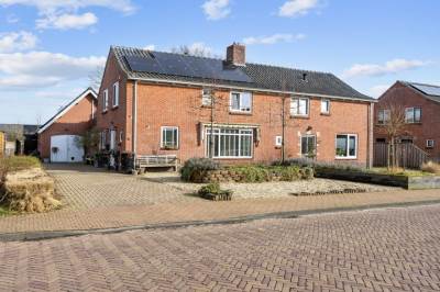 Woning Raadhuisstraat 2 Marum