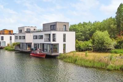 Woning Schokkerjachtdijk 1 Amsterdam