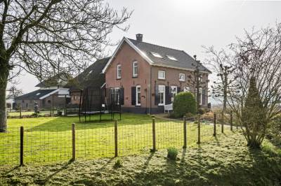 Woning Achterstraat 24 Varik