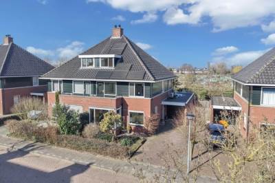 Woning Muiderzand 11 Huizen