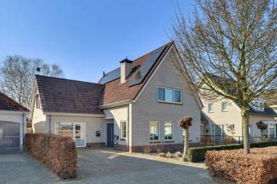 Woning De Maashoven 11 Nieuwkuijk