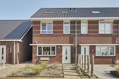 Woning Koningin Maximahof 10 Wemeldinge