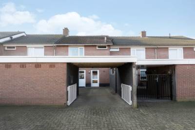 Woning Meidoornlaan 27 Hoeven