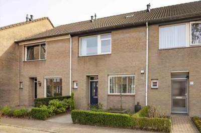 Woning Burg. Van den Oeverstraat 5 Haaren