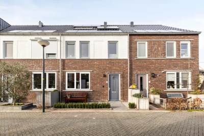 Woning Noordakker 16 Roelofarendsveen