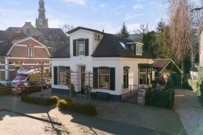 Woning Koninginnelaan 17 Apeldoorn